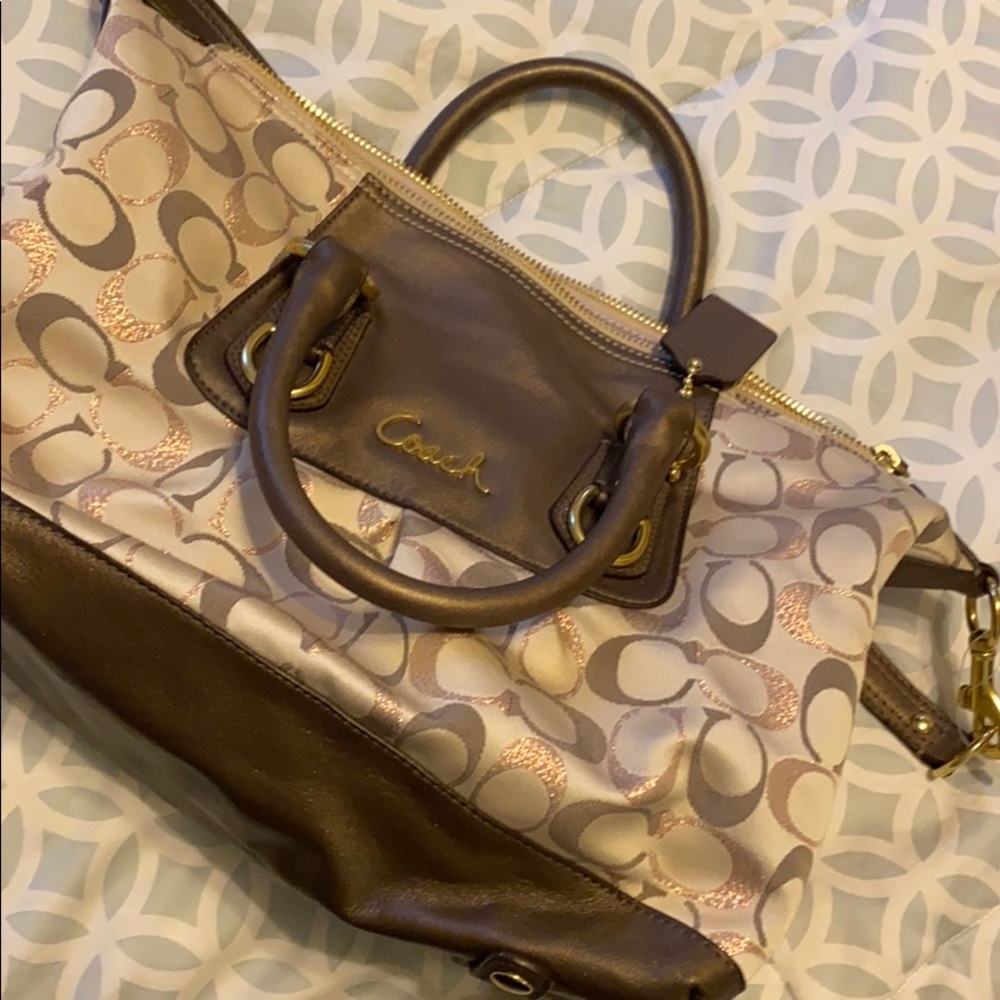 Coach new bag - Picture 3 of 8